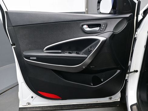 Used 2017 Hyundai Santa Fe Sport w/ 2.0T Ultimate Tech Package 05 image 9