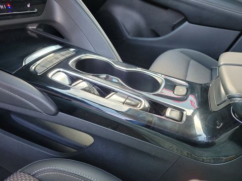 Used 2022 Buick Envision Preferred image 29