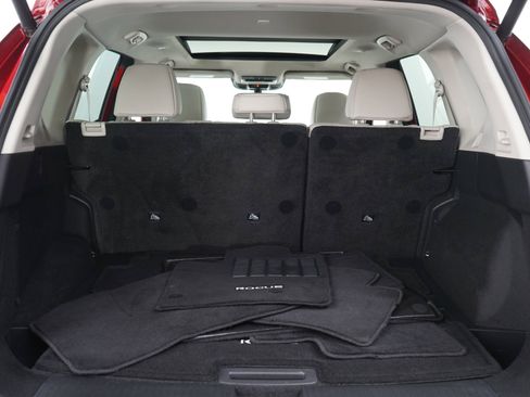 Used 2023 Nissan Rogue SL AWD/4WD image 9