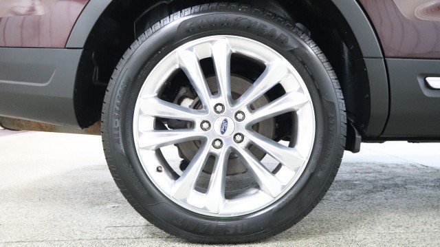 Used 2018 Ford Explorer XLT w/ Equipment Group 202A AWD/4WD image 23