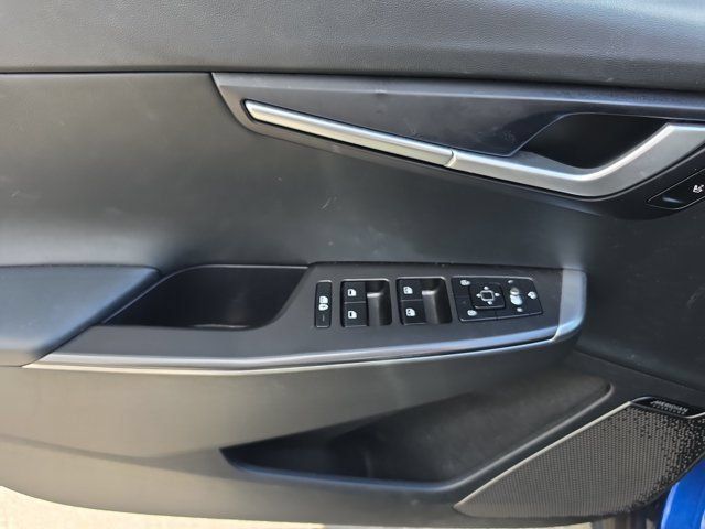 Used 2024 Kia EV6 Wind RWD image 16