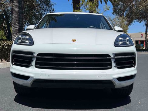 Used 2019 Porsche Cayenne AWD/4WD image 18