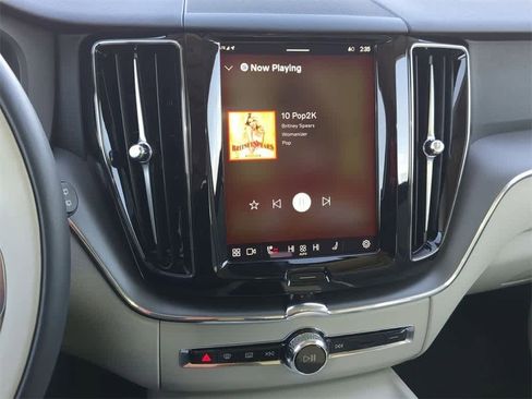 Certified 2025 Volvo XC60 T8 Core w/ Protection Package Premier image 26