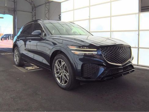 Used 2022 Genesis GV70 3.5T Sport w/ Sport Advanced Package image 4