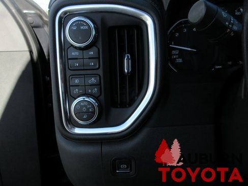 Used 2021 GMC Sierra 1500 SLT w/ X31 Off-Road Package image 17