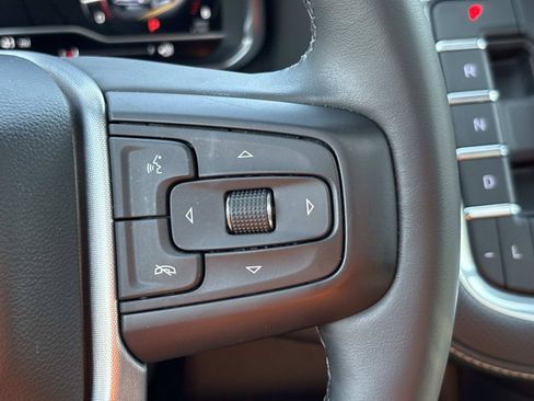 Used 2023 GMC Yukon SLT w/ SLT Premium Package AWD/4WD image 20