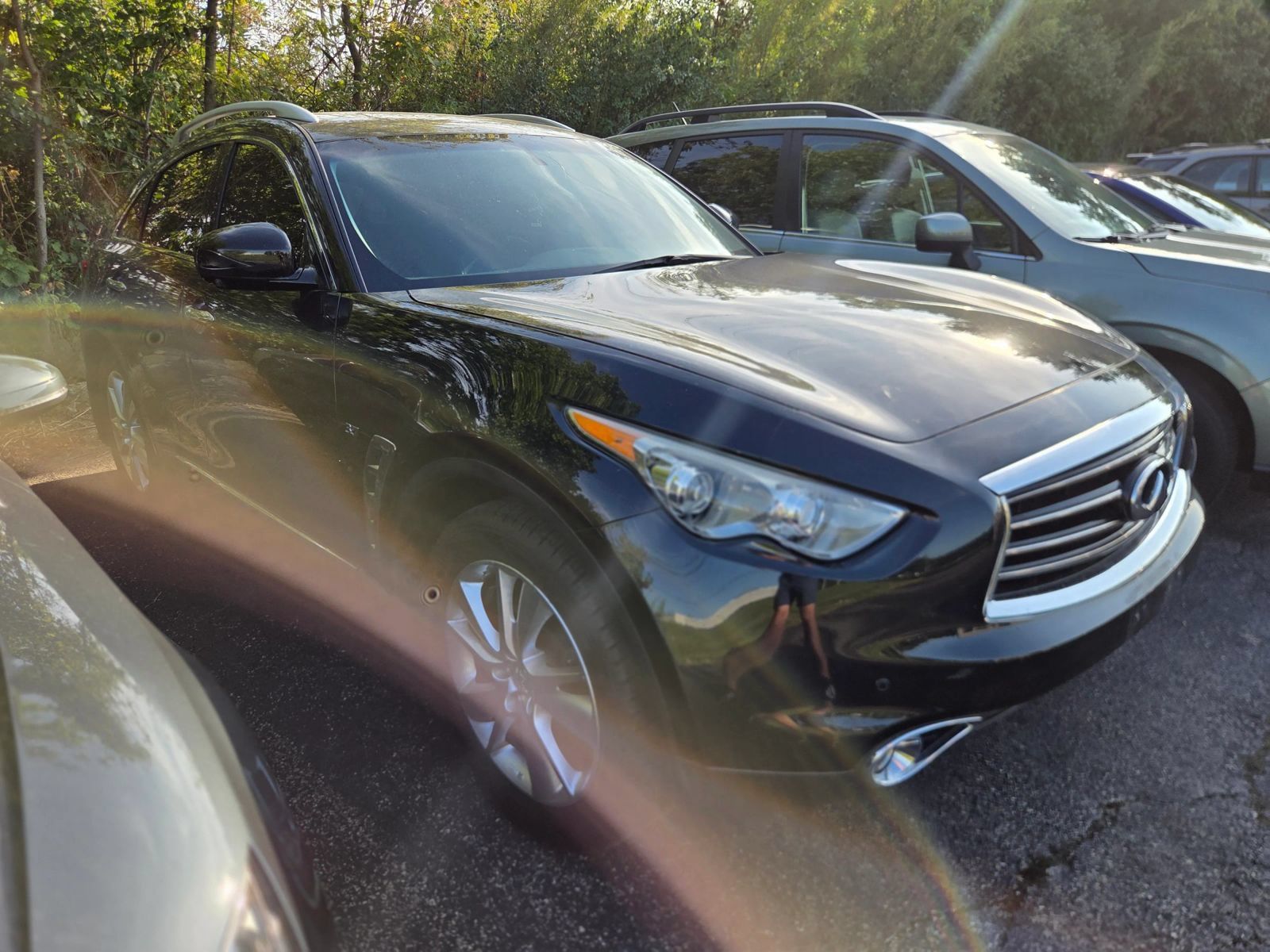 Used 2014 INFINITI QX70 AWD w/ Premium Package image 4