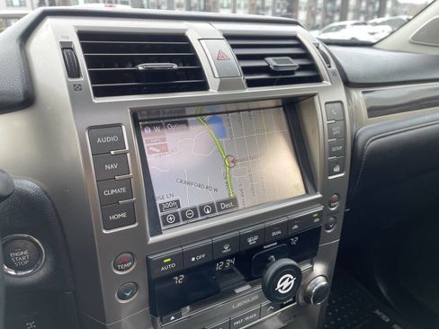 Used 2015 Lexus GX 460 image 29