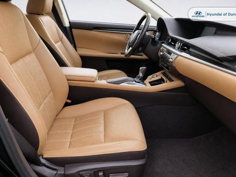 Used 2017 Lexus ES 350 w/ Luxury Package FWD image 11