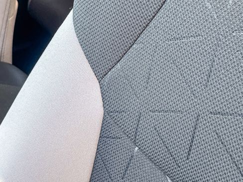 Used 2021 Toyota RAV4 XLE image 24