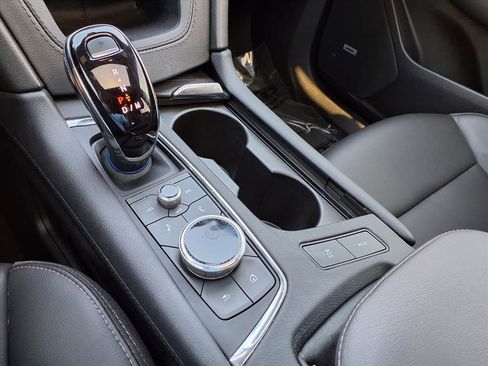 Certified 2024 Cadillac XT6 Luxury image 23