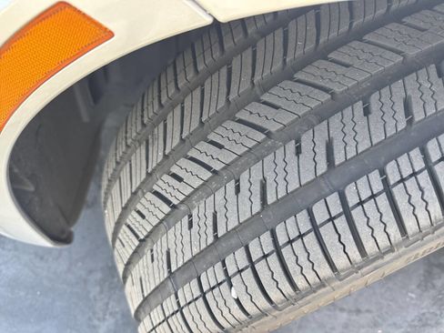 Used 2011 BMW 328i Convertible image 35