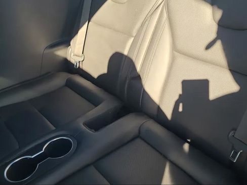 Used 2022 Tesla Model X Plaid image 8