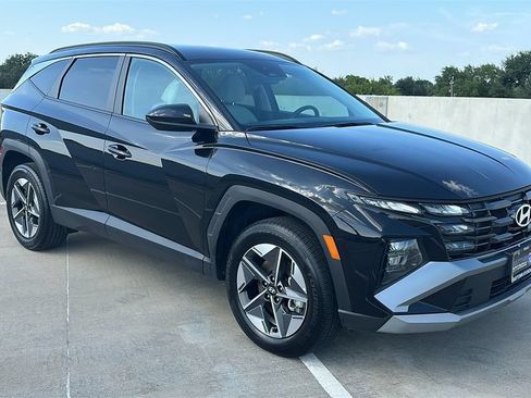 Used 2025 Hyundai Tucson SEL AWD/4WD image 14