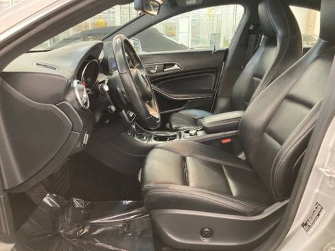 Used 2018 Mercedes-Benz CLA 250 image 7