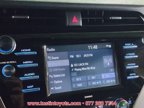 Used 2020 Toyota Camry LE w/ Carpet Mat Package image 20