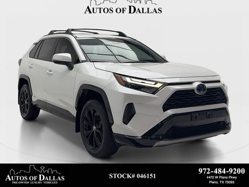 Used 2024 Toyota RAV4 SE w/ Convenience Package AWD/4WD image 1