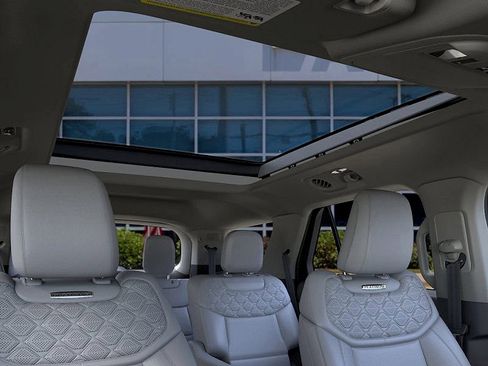 New 2026 Ford Explorer Platinum w/ LUX Leather Package image 22