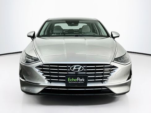 Used 2021 Hyundai Sonata Limited w/ Cargo Package FWD image 2