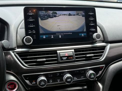 Used 2021 Honda Accord Sport image 17