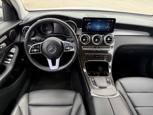 Used 2021 Mercedes-Benz GLC 300 4MATIC image 13