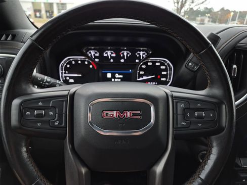 Used 2022 GMC Sierra 2500 AT4 w/ AT4 Preferred Package image 21