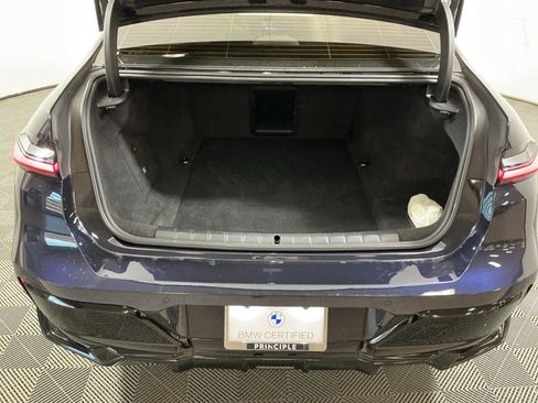 Certified 2024 BMW i7 xDrive60 image 29