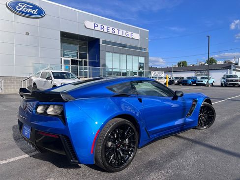 Used 2016 Chevrolet Corvette Z06 w/ Z07 Performance Package RWD image 20