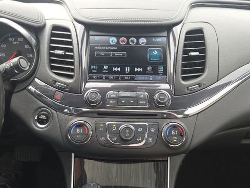 Used 2018 Chevrolet Impala Premier w/ Premier Confidence Package image 26