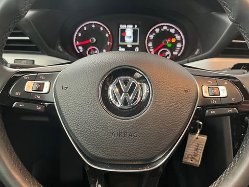Used 2021 Volkswagen Passat 2.0T S image 21