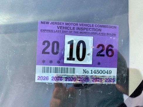 Used 2005 Dodge Stratus SXT w/ Leather Value Pkg image 24