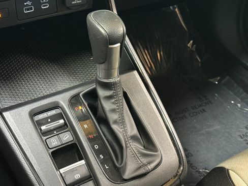 Used 2024 Honda CR-V EX image 18