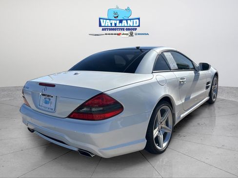 Used 2011 Mercedes-Benz SL 550 image 7