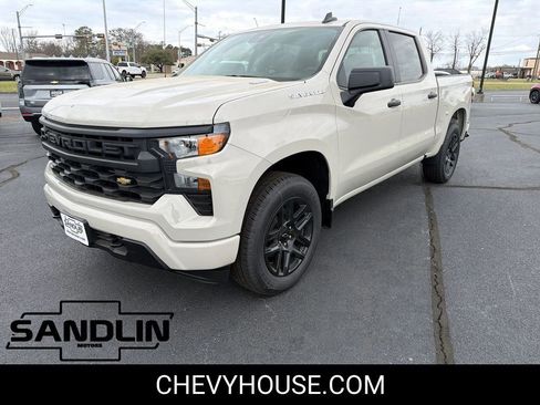 New 2026 Chevrolet Silverado 1500 Custom RWD image 4