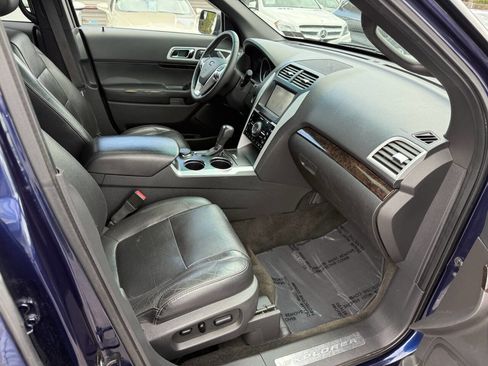 Used 2011 Ford Explorer Limited w/ 301A Rapid Spec Order Code image 10