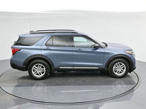 New 2025 Ford Explorer Active w/ Active Comfort Package image 23