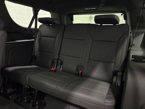 New 2026 Chevrolet Suburban High Country AWD/4WD image 34