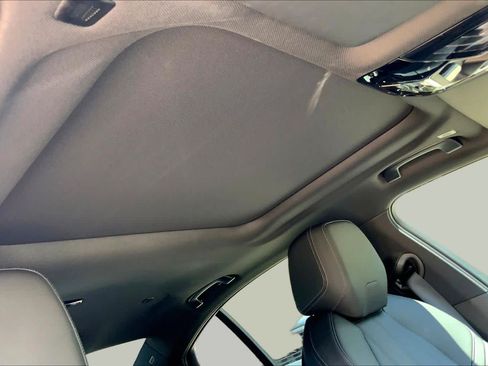 Used 2024 BMW 530i w/ Premium Package RWD image 14