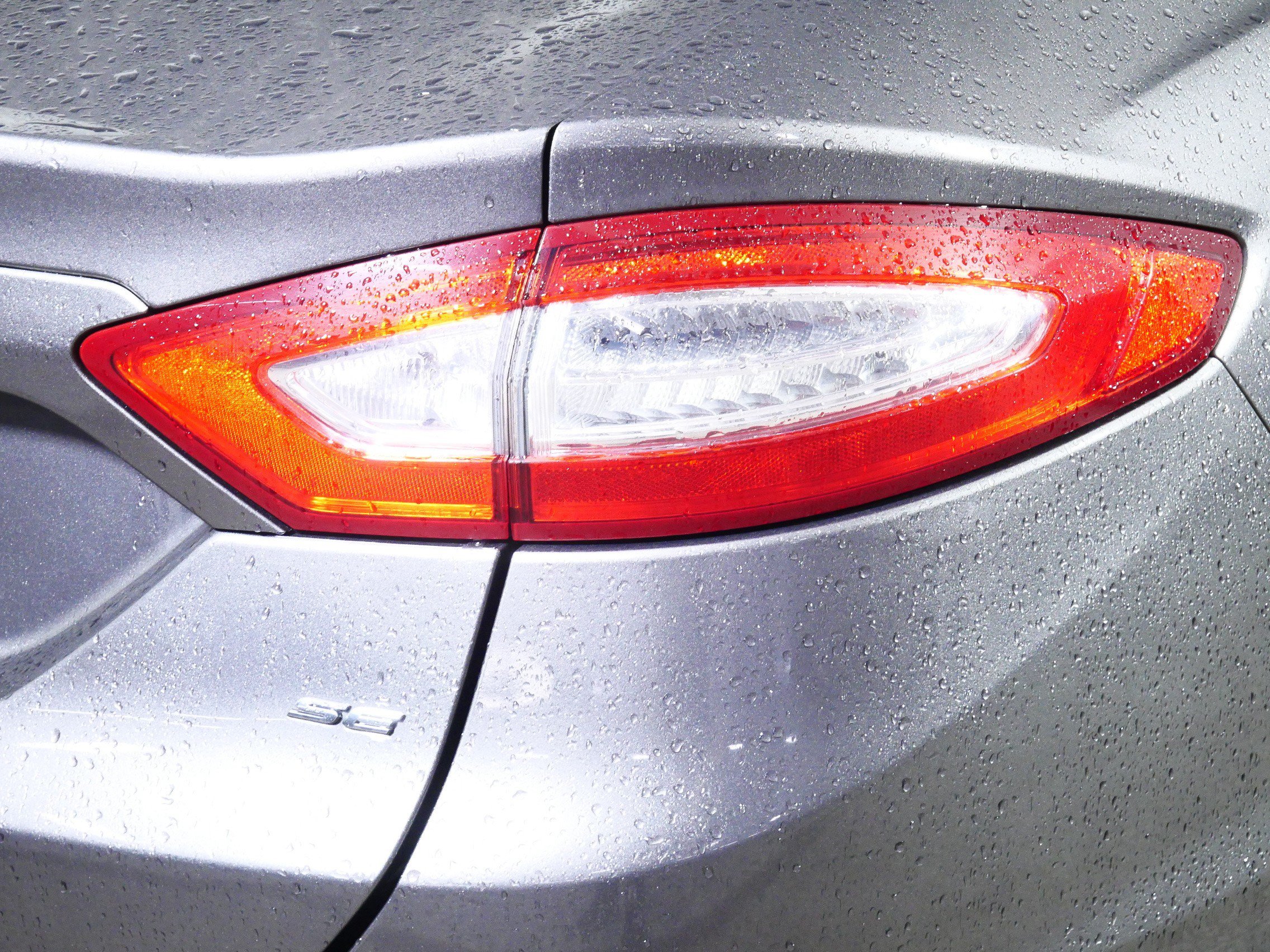 Used 2013 Ford Fusion SE FWD image 17