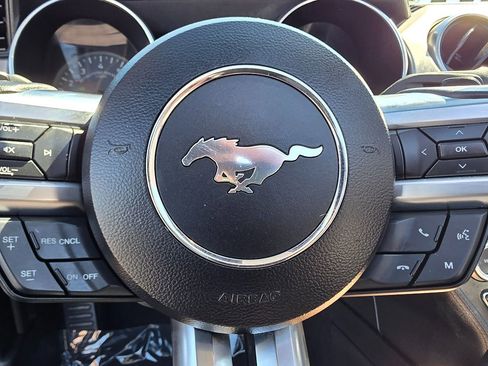 Used 2020 Ford Mustang Premium image 27