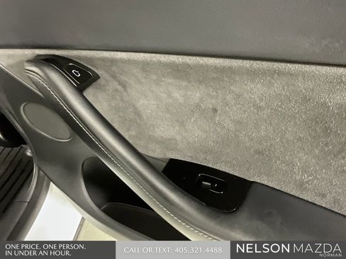 Used 2021 Tesla Model Y Long Range image 24