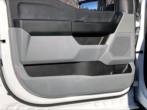 Certified 2023 Ford F250 XL AWD/4WD image 21