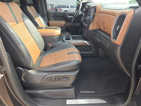 Used 2020 Chevrolet Silverado 2500 High Country w/ Z71 Off-Road Package AWD/4WD image 27