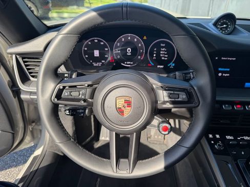 Certified 2025 Porsche 911 Carrera RWD image 25