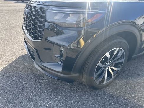 New 2026 Ford Explorer ST-Line RWD image 9