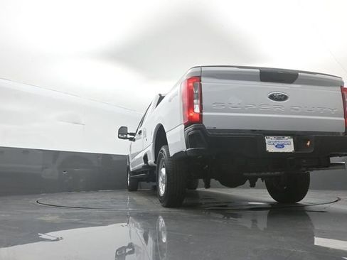 New 2026 Ford F250 XL AWD/4WD image 38