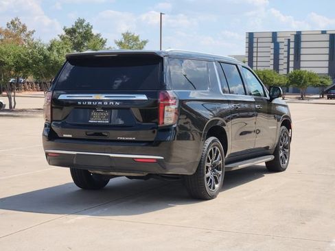 Used 2023 Chevrolet Suburban Premier w/ Premium Package AWD/4WD image 5