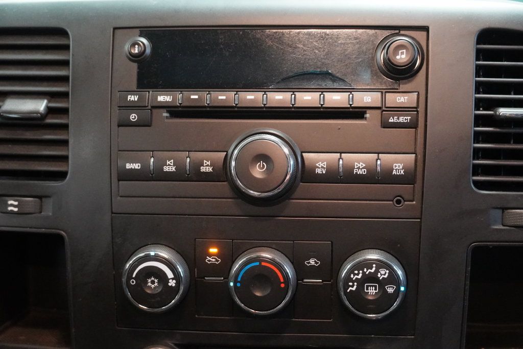 Used 2008 Chevrolet Silverado 1500 LT w/ Power Pack Plus RWD image 19