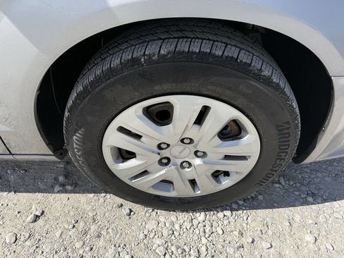 Used 2014 Dodge Grand Caravan SE w/ Quick Order Package 29E SE image 12