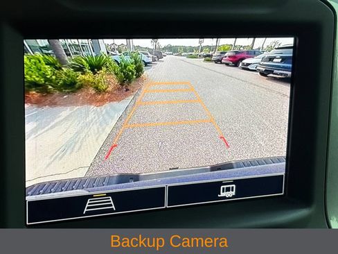 Used 2024 Chevrolet Silverado 2500 Custom w/ Custom Value Package AWD/4WD image 4